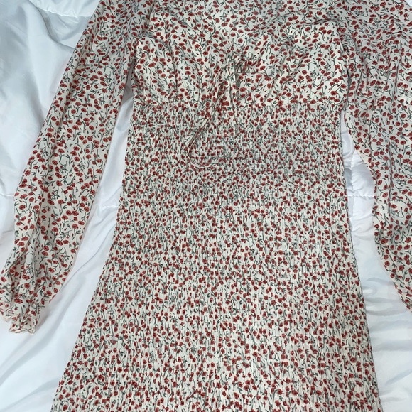 New dress , size Small. - Picture 5 of 5